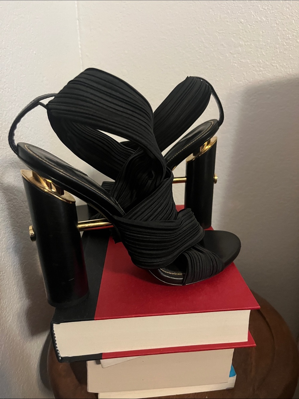 Tom Ford Gold Bar High-Heel Size 38.5